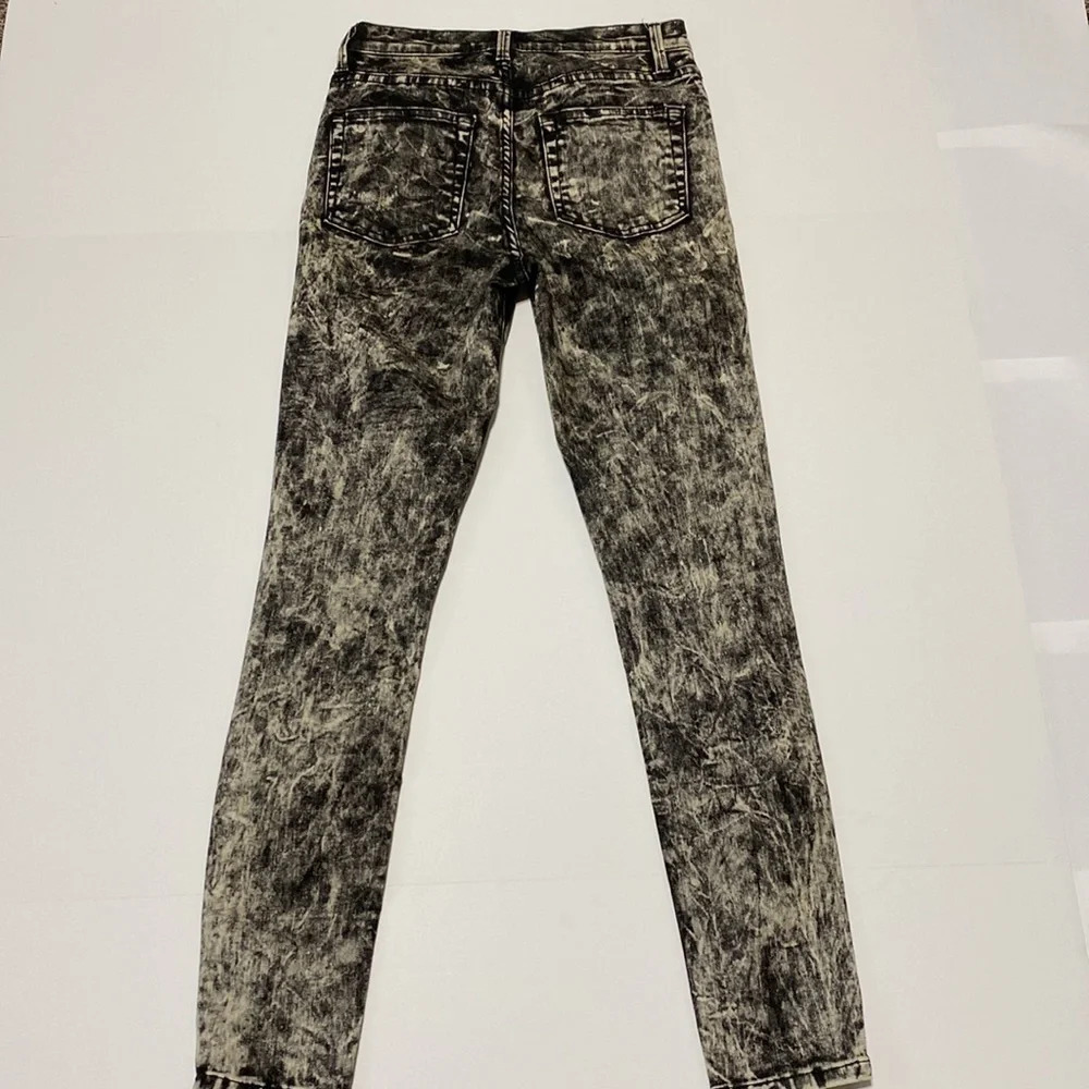 SP Black Acid Wash Distressed Skinny Jeans Size 5 - Picture 2 of 5